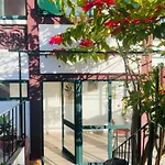 Sunny Escape - - Silva Downstairs Apartamento *