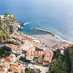 Sunny Escape - - Silva Downstairs * Ponta do Sol (Madeira)