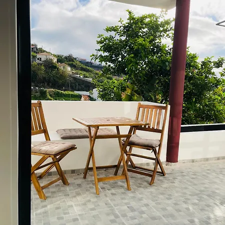 Sunny Escape - - Silva Downstairs Apartmán