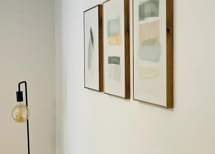 Sunny Escape - - Silva Downstairs 아파트