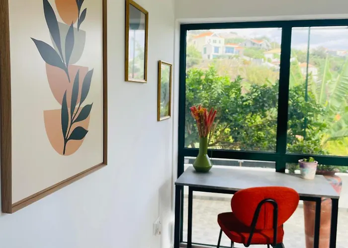 Sunny Escape - - Silva Downstairs